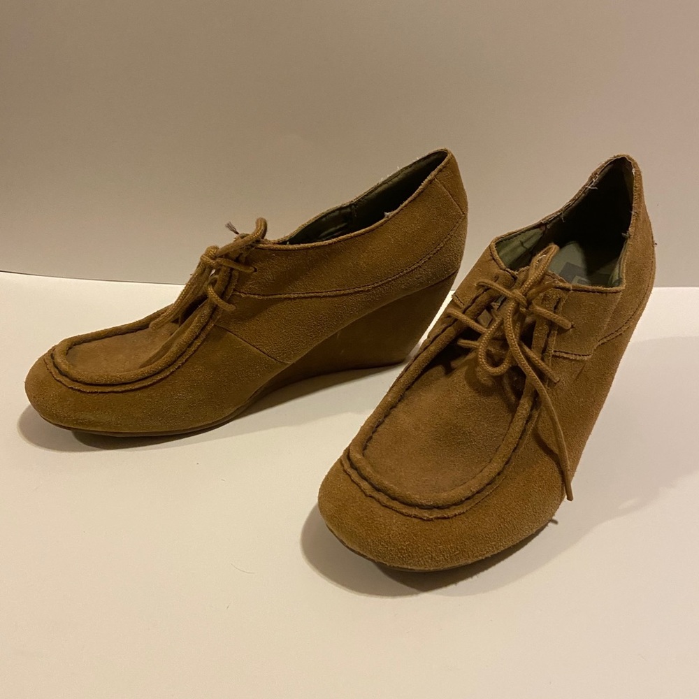 BC shoes wedge heel size 8